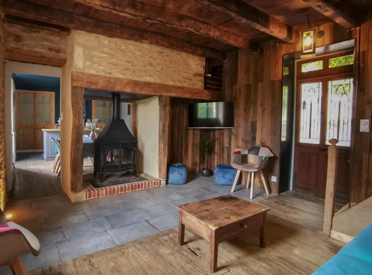 Maison Typique Perigourdine Avec Piscine Paulin エクステリア 写真